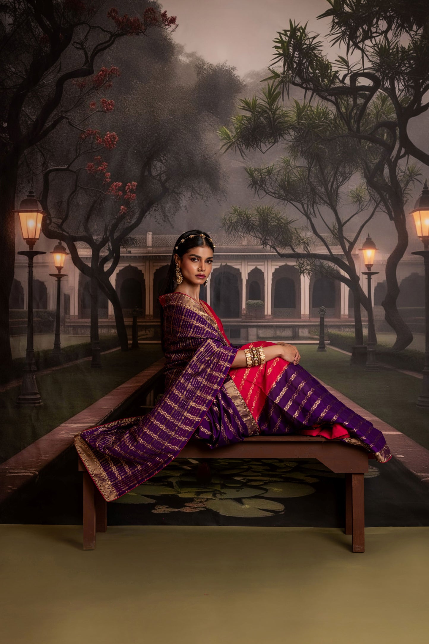 Striking dual-tone Crepe silk saree